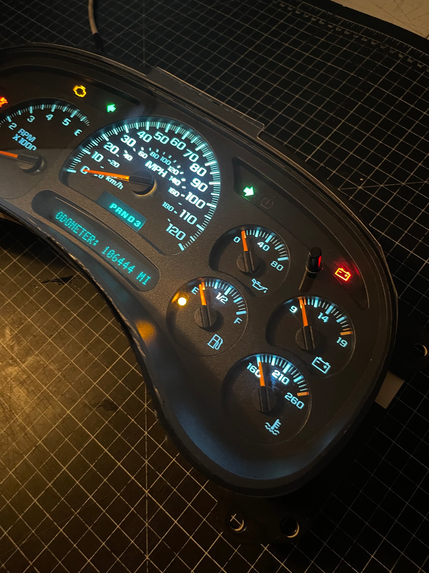 WHITE LED’s 2003 2004 2005 2006 Chevy Silverado Sierra Tahoe Denali Suburban Avalanche Yukon Escalade 03 04 05 Speedometer Instrument Gauge Cluster - Speedometerking.com