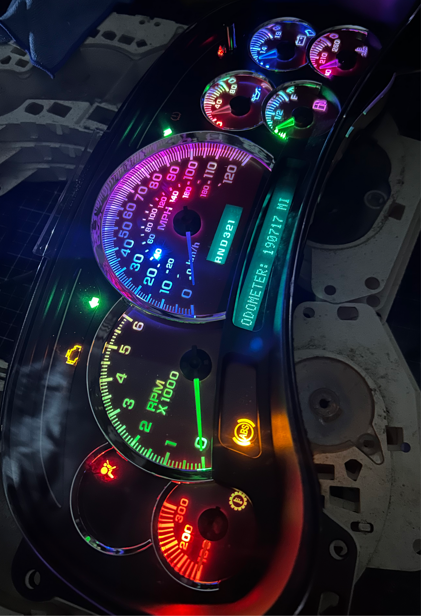 2003-2007 GMC/CHEVY (OEM) Rebuilt/Refurbished Speedometer Instrument Gauge Cluster W/ Trans Temp & Cadi Bezel - Speedometerking.com