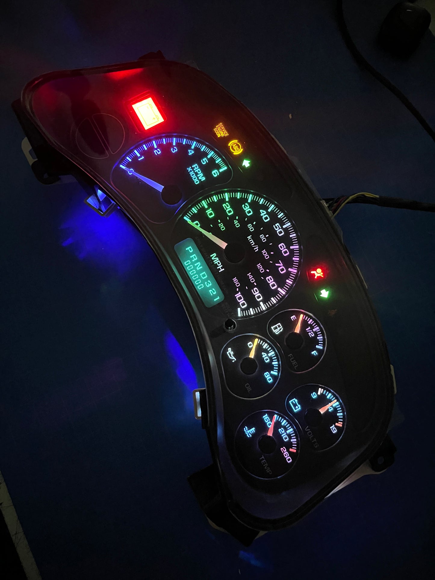 (No Trans Temp) 1999-2002 multicolor, Chevrolet REBUILT Instrument Gauge Cluster - Speedometerking.com