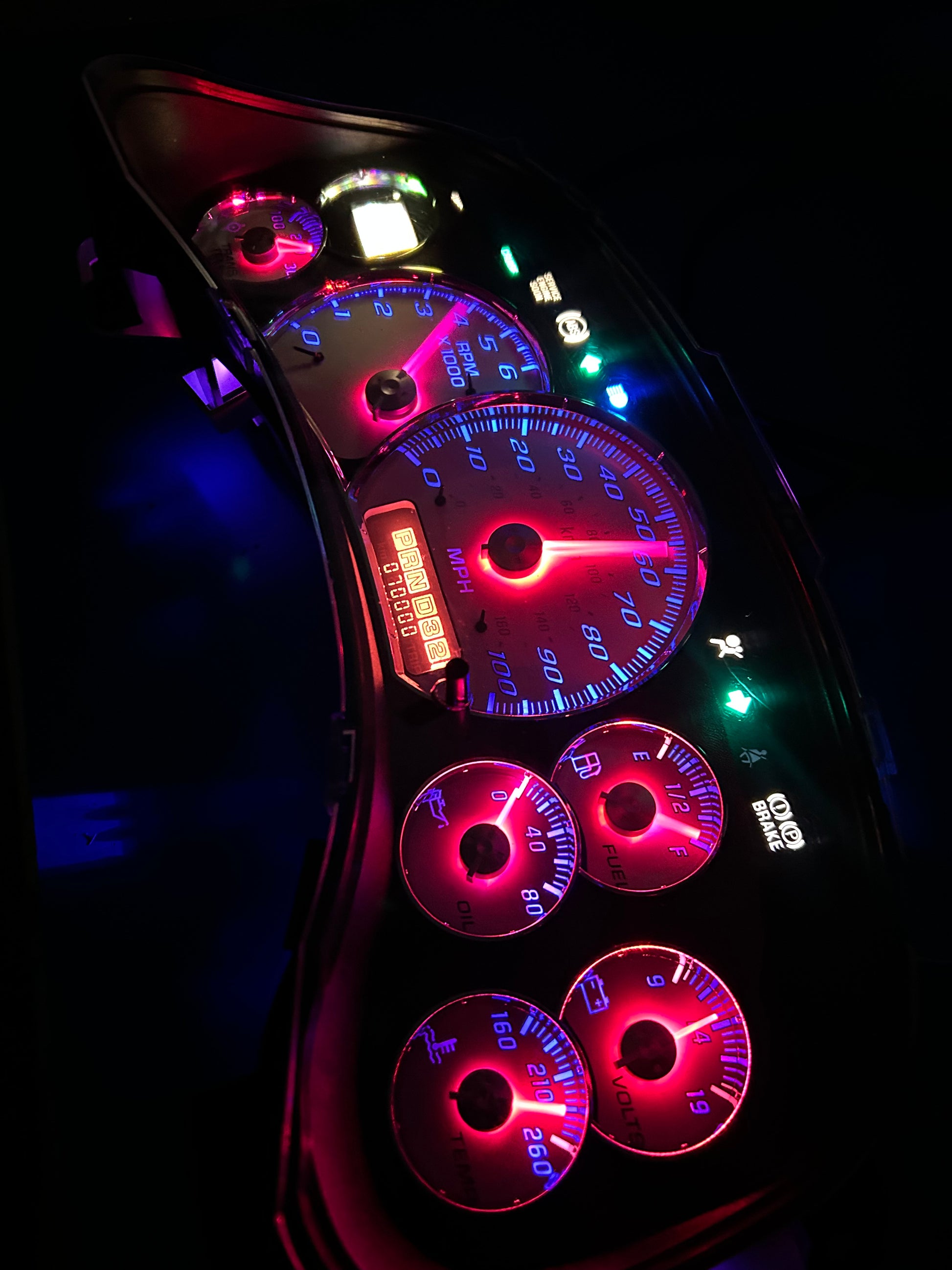 1999-2002 OEM Gmc Chevrolet OEM Rebuilt Refurbished Instrument Gauge Cluster(GlOW NEEDLES)  Cadillac Escalade, Silverado, Sierra, Tahoe, Denali Suburban, Avalanche, Yukon, W/Trans Temp (Cadillac /Escalade Chrome Bezel) Speedometer - Speedometerking.com
