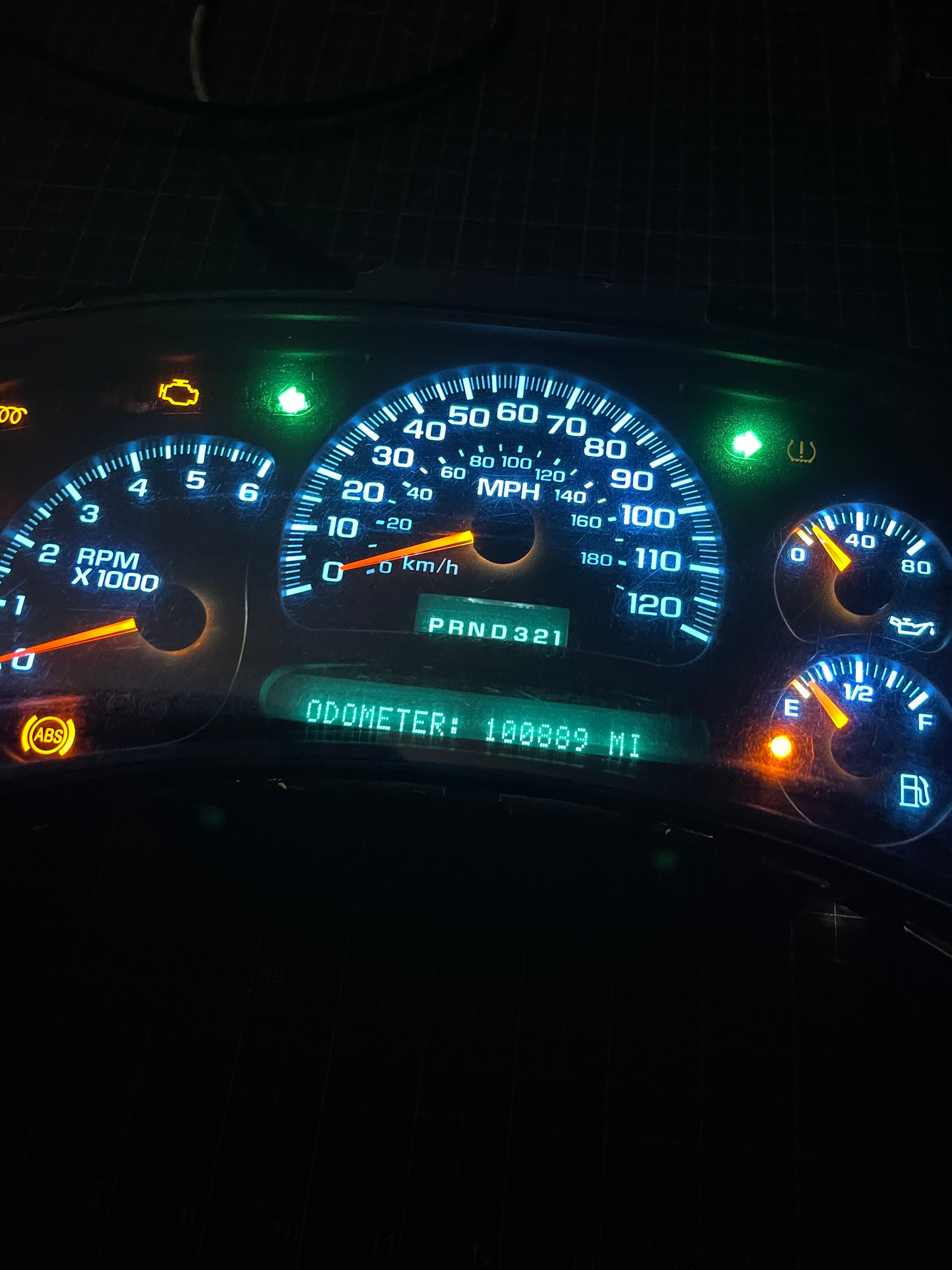 2003-2007 GMC/CHEVY (OEM) Rebuilt/Refurbished Speedometer Instrument Gauge Cluster with WHITE LED’s W/ Trans Temp - Speedometerking.com