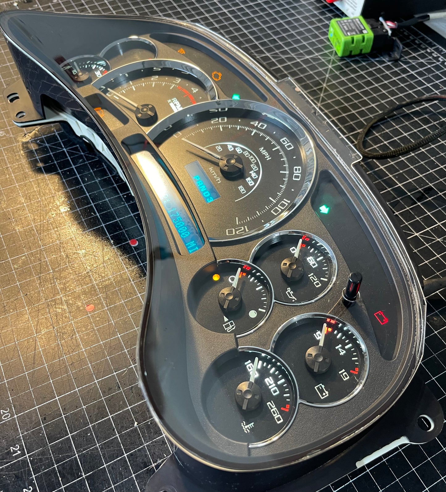 (Duramax) 2003-2007Cadillac Escalade (OEM) Rebuilt/Refurbished Speedometer Instrument Gauge Cluster with WHITE LED’s W/ Trans Temp
