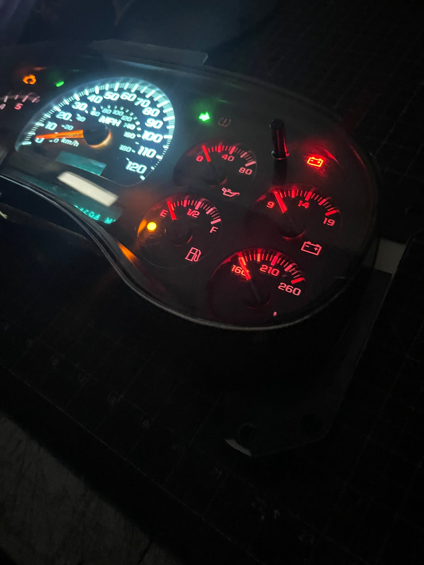 RED/WHITE LED’s 2003 2004 2005 2006 Chevy Silverado Sierra Tahoe Denali Suburban Avalanche Yukon Escalade 03 04 05 Speedometer Instrument Gauge Cluster - Speedometerking.com